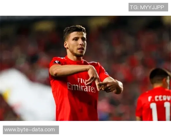 鲁本迪亚斯在足球场上的崛起与未来展望分析