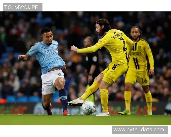 伯顿与伯恩利的激烈对决展现英足坛的魅力与竞争精神