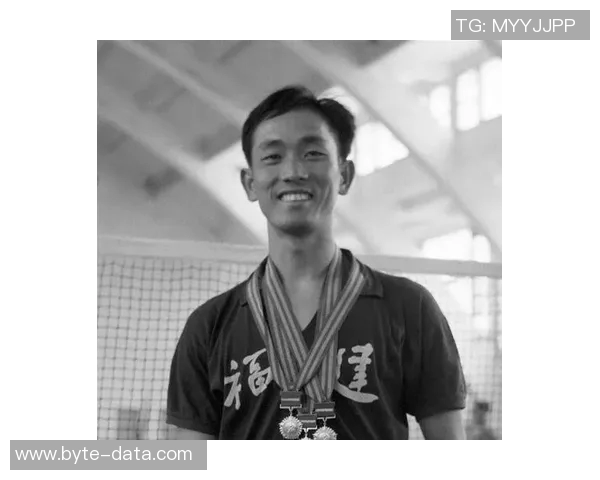 原帅的传奇之路：从青涩少年到篮球场上的耀眼明星