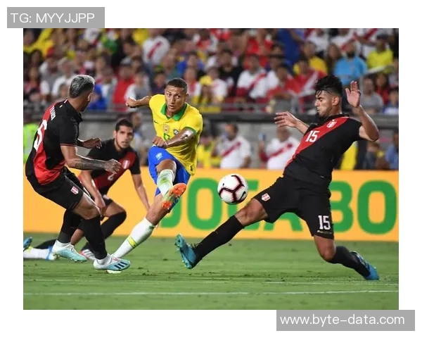 秘鲁与巴西激战正酣比赛结果揭晓引发热议