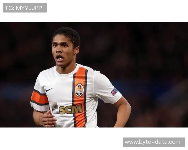 科斯塔的足球旅程与成就探索:从青训到职业生涯的辉煌历程 科斯塔的足球旅程与成就探索:从青训到职业生涯的辉煌历程