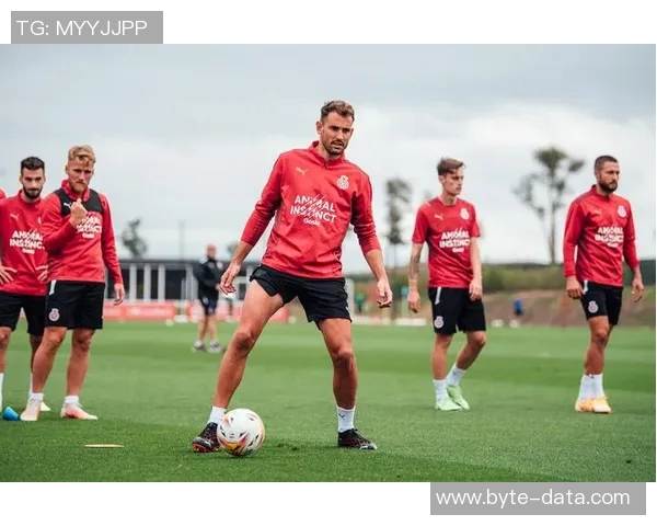 韦斯卡与希洪的激烈对决揭示西乙联赛的竞争魅力与球队实力较量