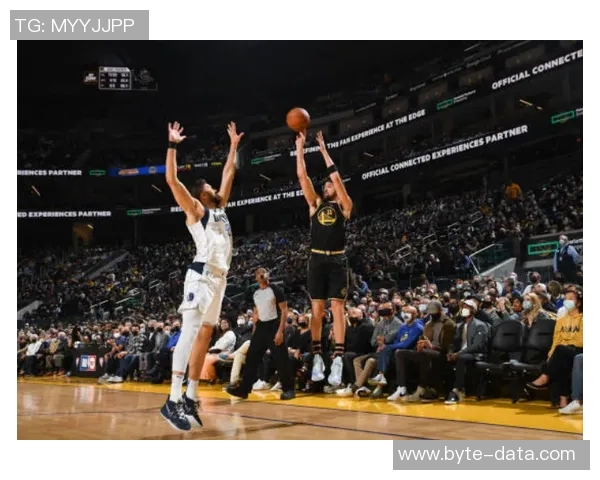 斯蒂芬库里：篮球场上的魔术师与三分球的传奇之路